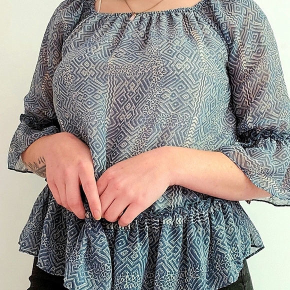 Blue Flowy Top - Picture 2 of 4